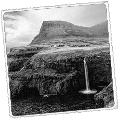 Foto Faroe uharteetan zehar oinez. Ipar Atlantikoan galduak.